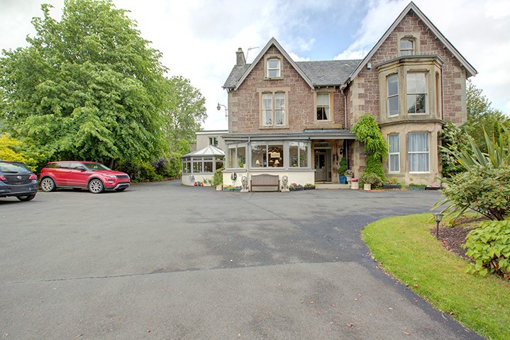 Abbotsford Lodge Has Been Sold Thanks to Bruce & Co. Banner