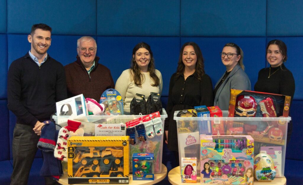 Altius Group Supports Mission Christmas Banner